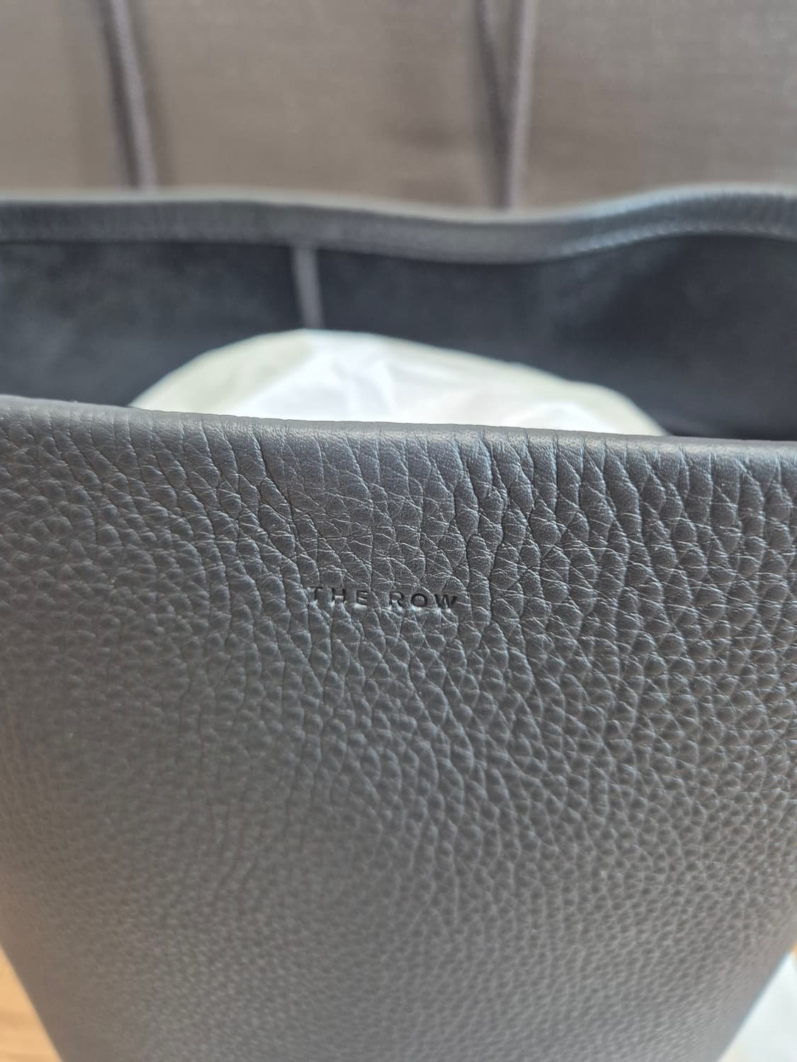 더로우 파크백 미듐 블랙 판매 (국내매장 구입) 상품이미지4