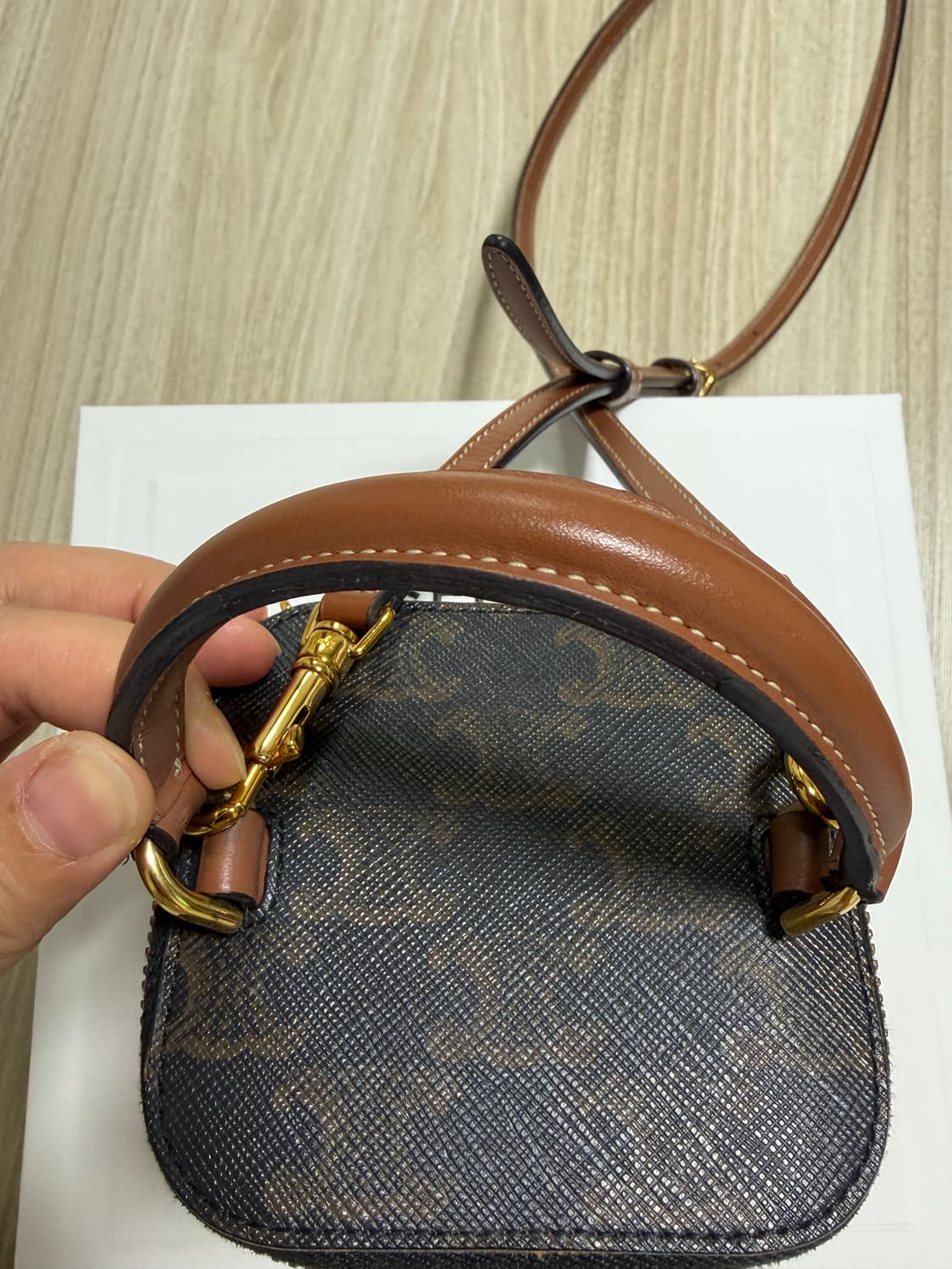 셀린느 베니티 미니백 상품이미지6