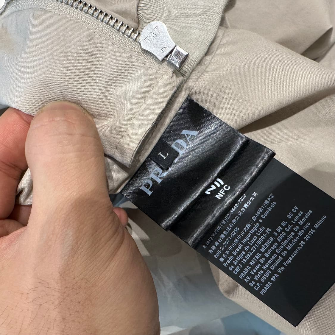 프라다 라프시몬스 23ss g9 바라쿠타 자켓 상품이미지9