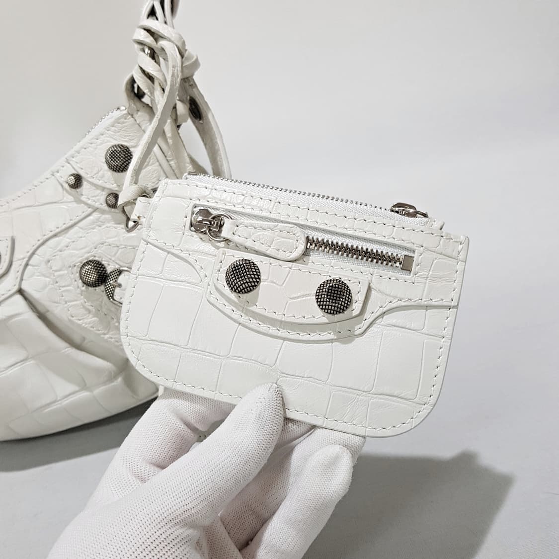 발렌시아가 크로커 패턴 르카골 숄더백 XS 상품이미지4