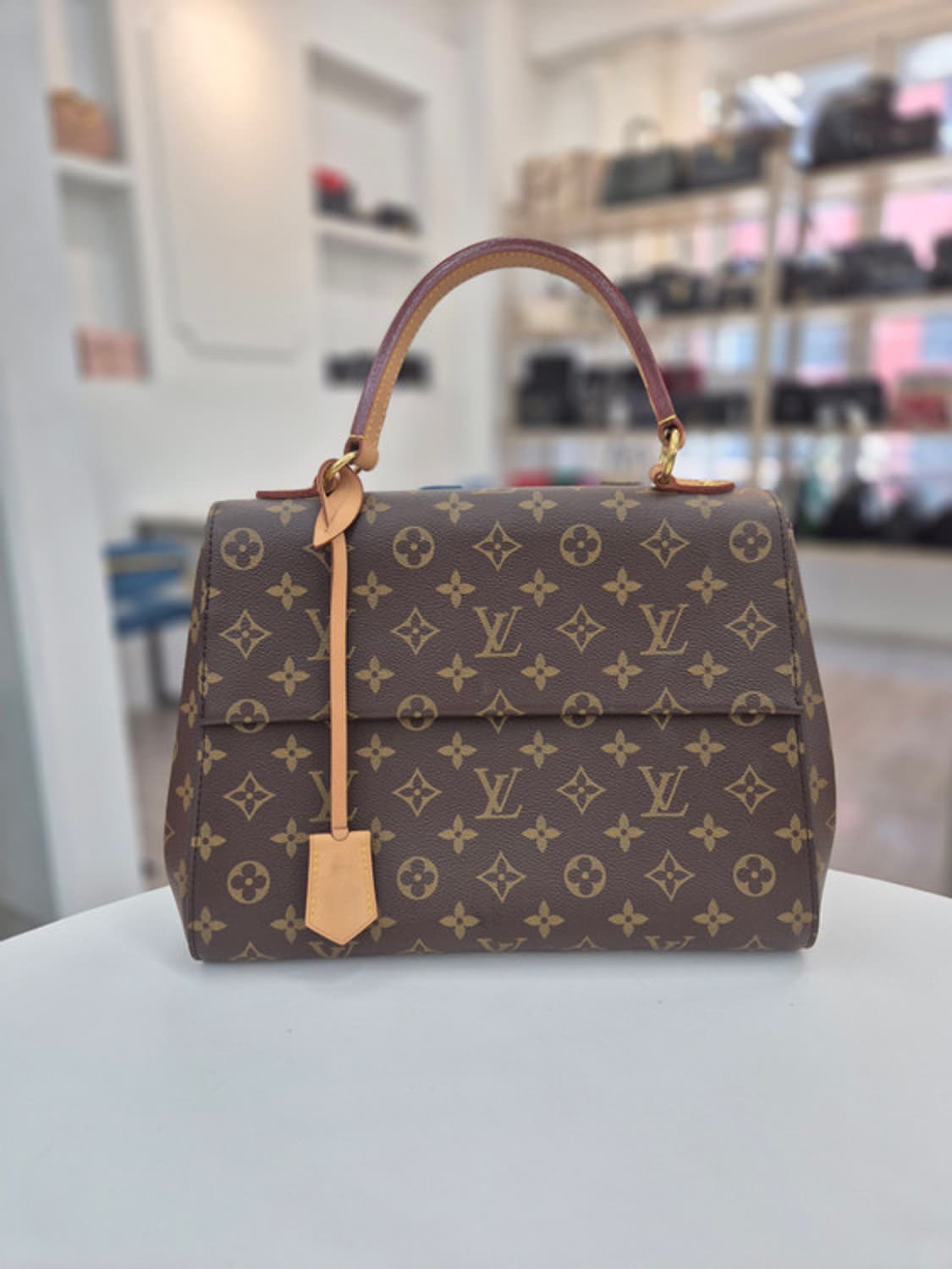 루이비통 클루니 MM 숄더백 M42735 상품이미지1