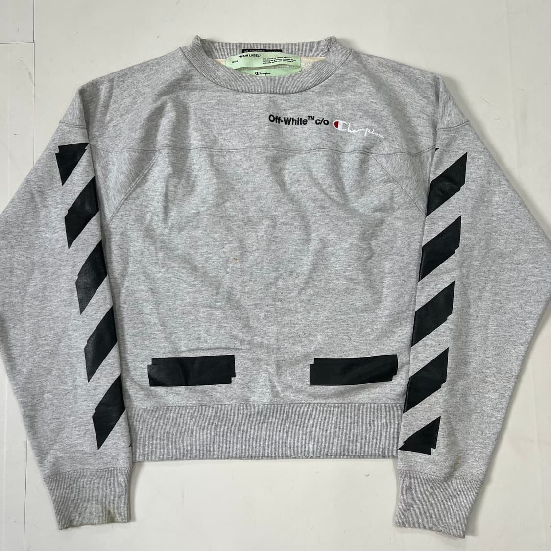오프화이트 챔피온 맨투맨 상품이미지1