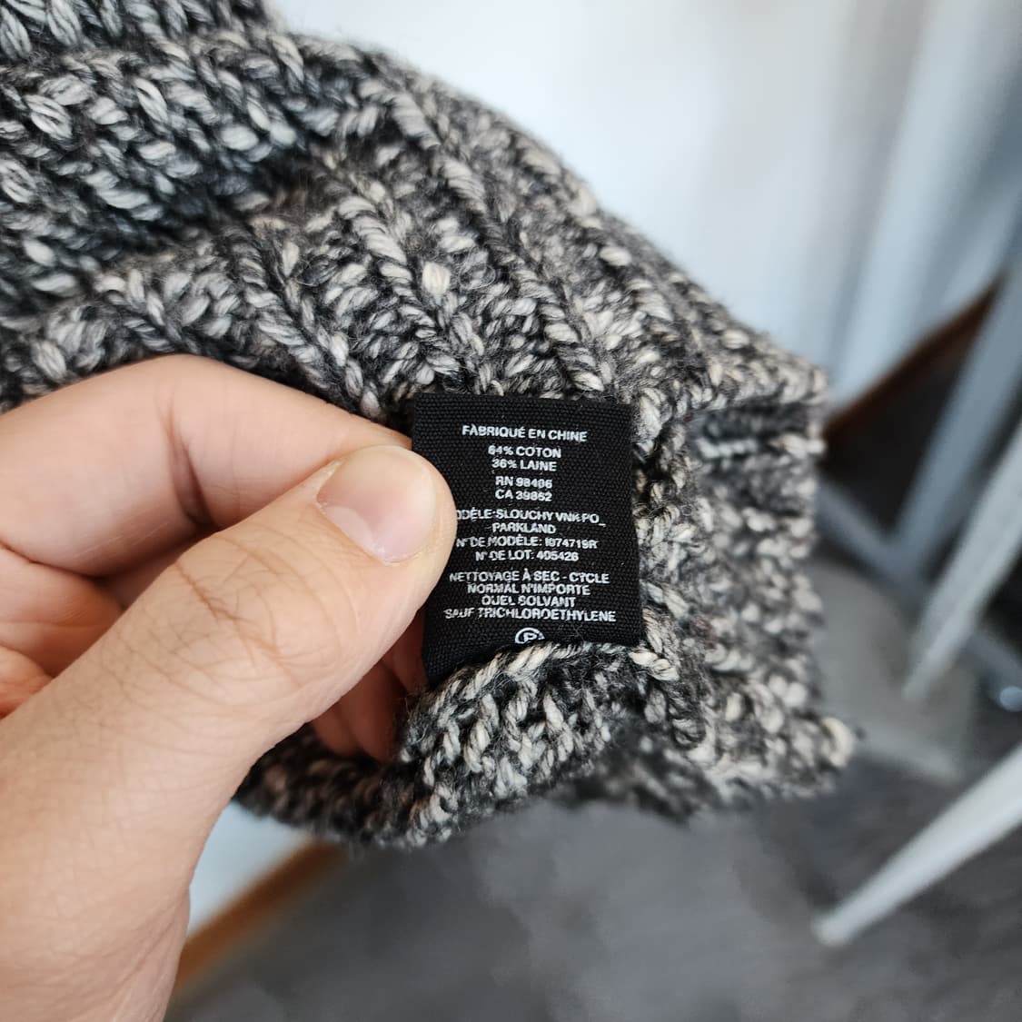 Theory 띠어리 브이넥 니트 스웨터 상품이미지5