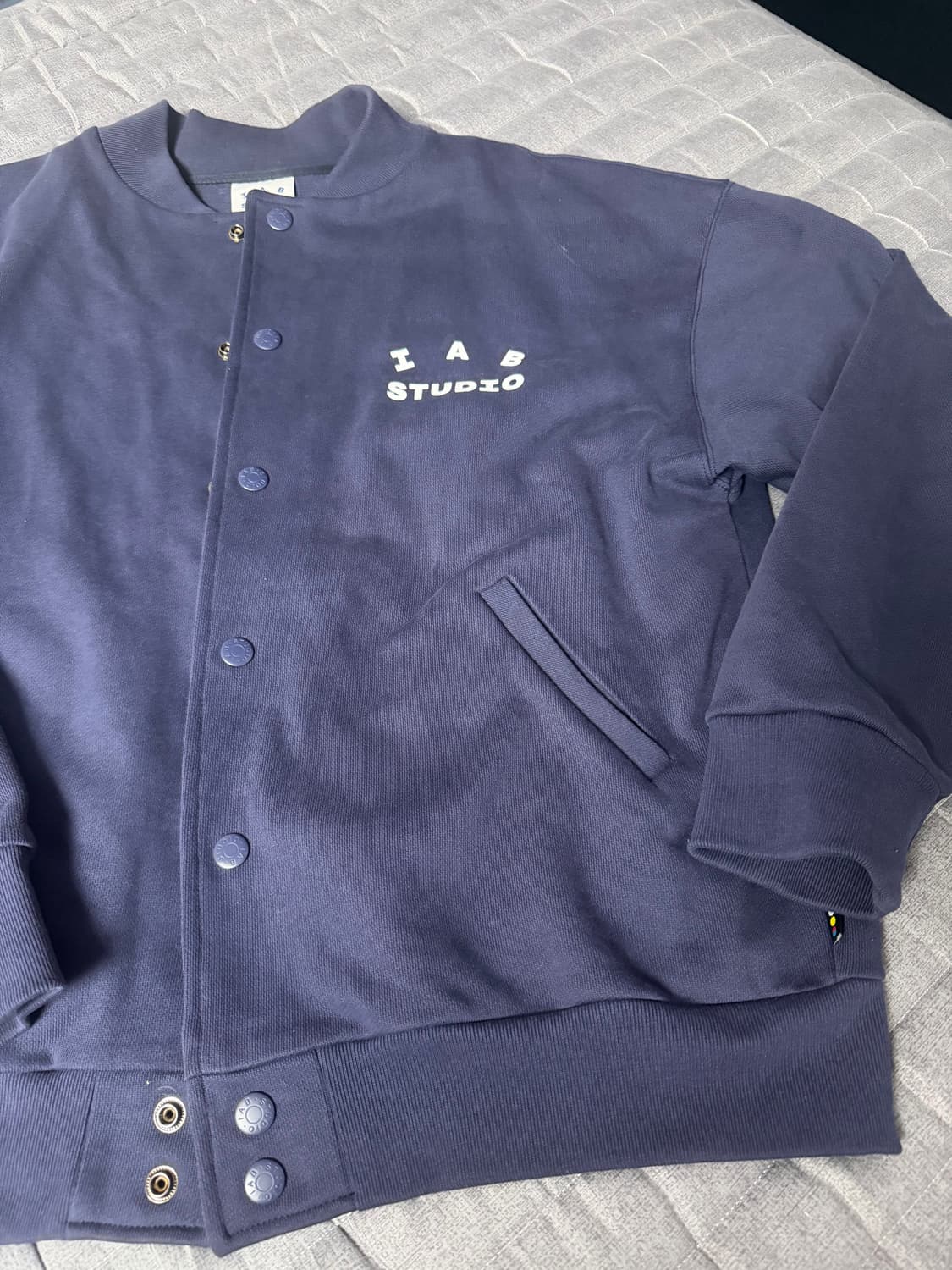 L 아이앱 스타디움 자켓 상품이미지1