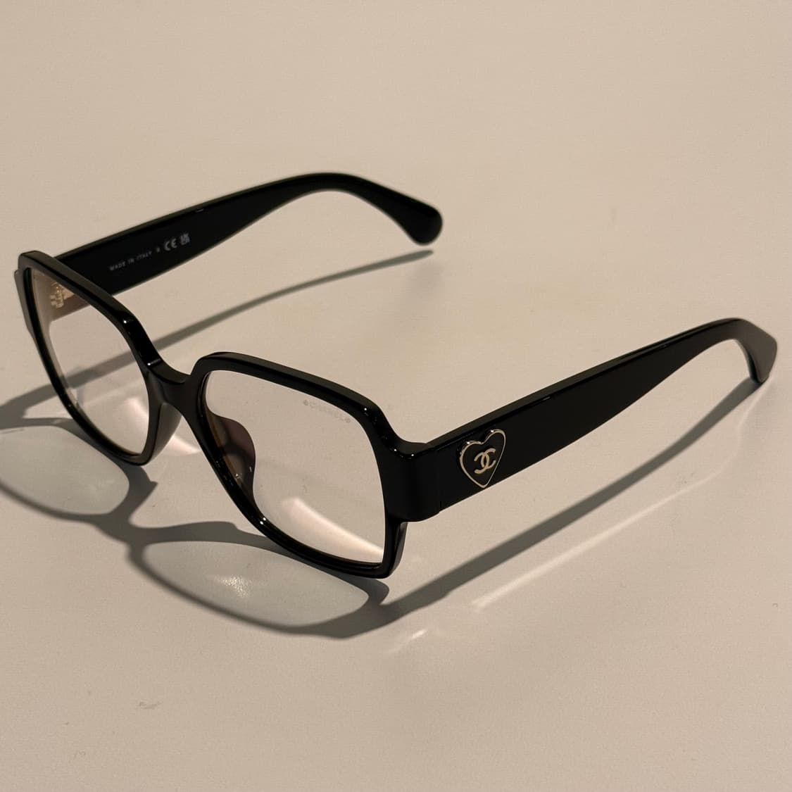 지디착) 샤넬 하트 로고 블루 라이트 안경 블랙 상품이미지1
