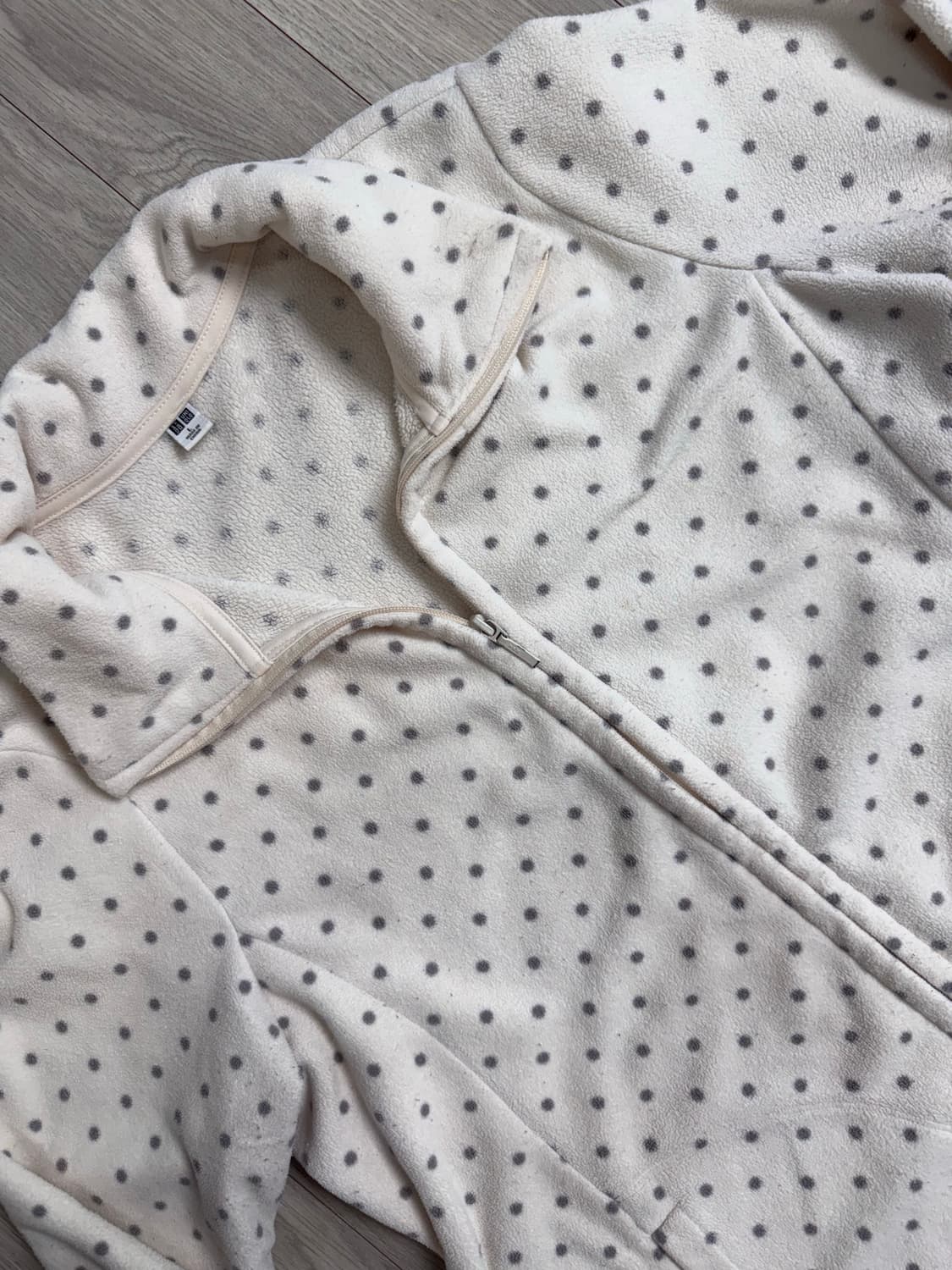 유니클로 도트 플리스 화이트 상품이미지6