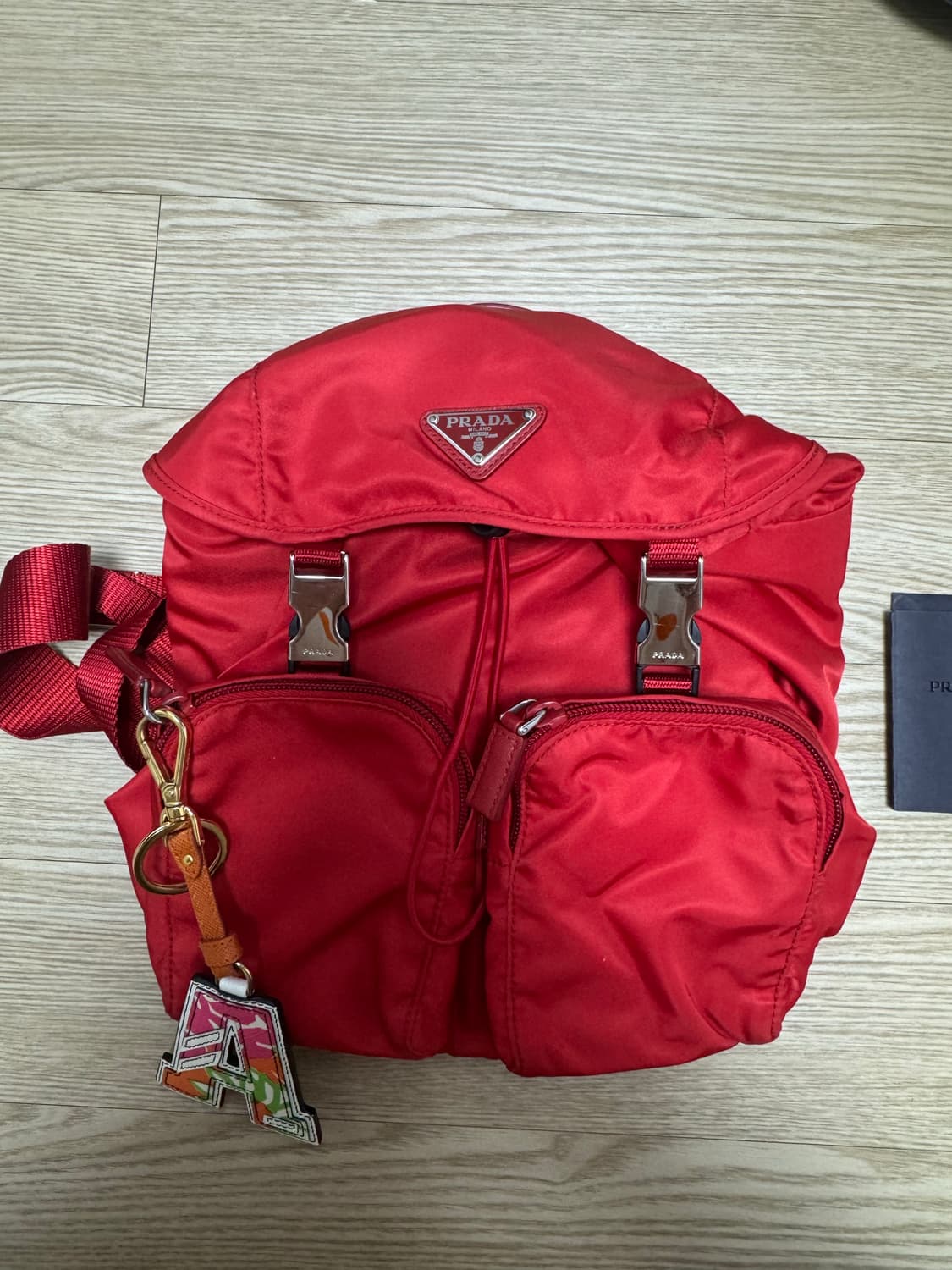 프라다 레드 백팩 상품이미지1