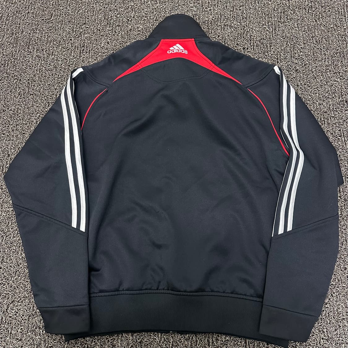 아디다스 여성 트랙탑 집업 져지 블랙 S 상품이미지3