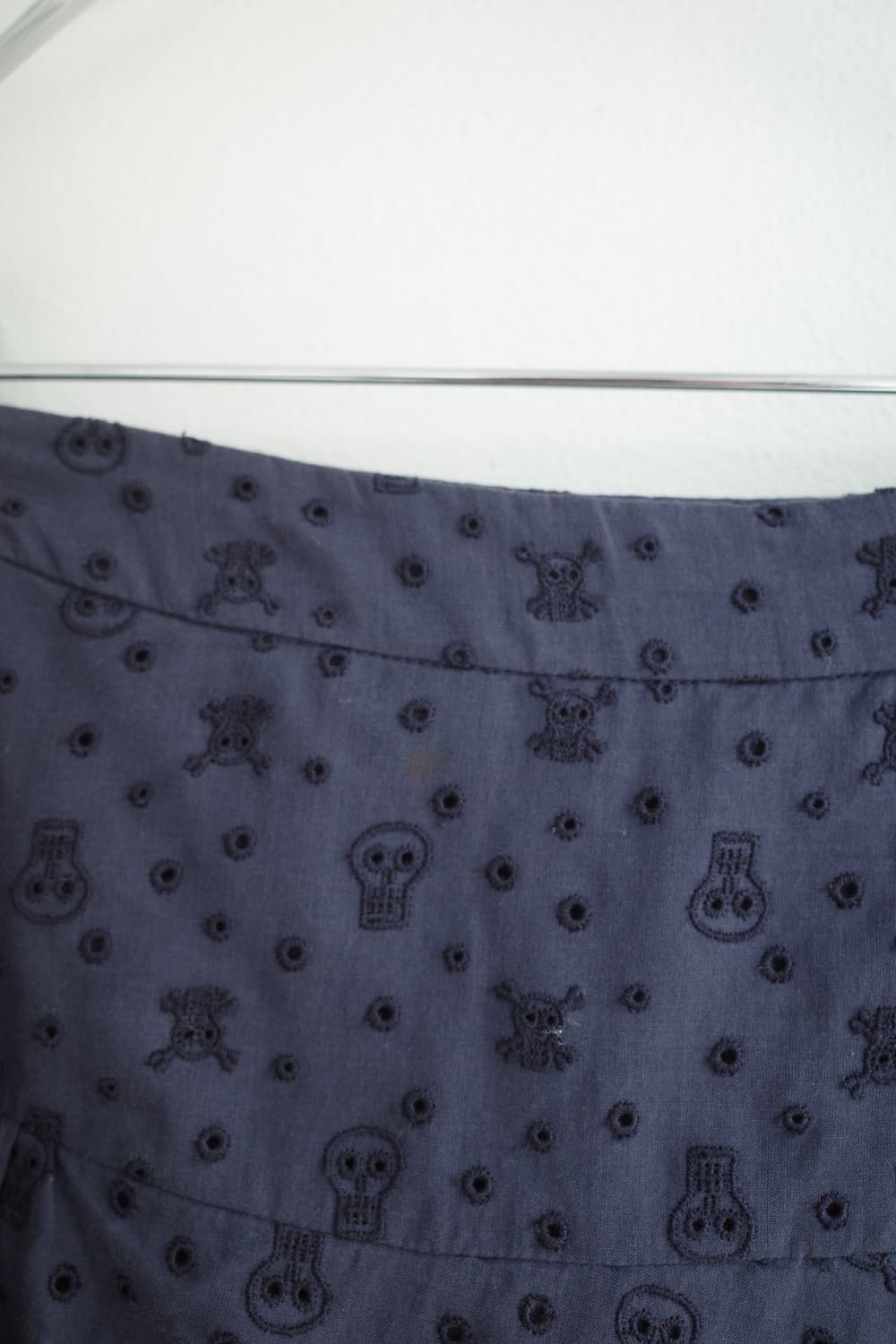 Skull Eyelet cancan skirt is 상품이미지10