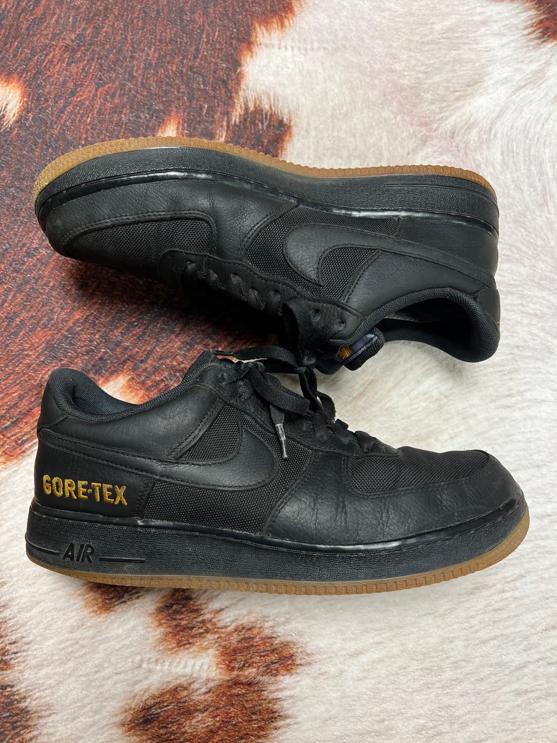 나이키 에어포스 1 고어텍스 블랙 285mm 상품이미지2