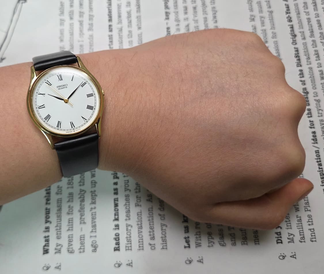 빈티지 세이코 순정 화이트 로만판 리프핸즈 울트라슬림 쿼츠
 상품이미지8