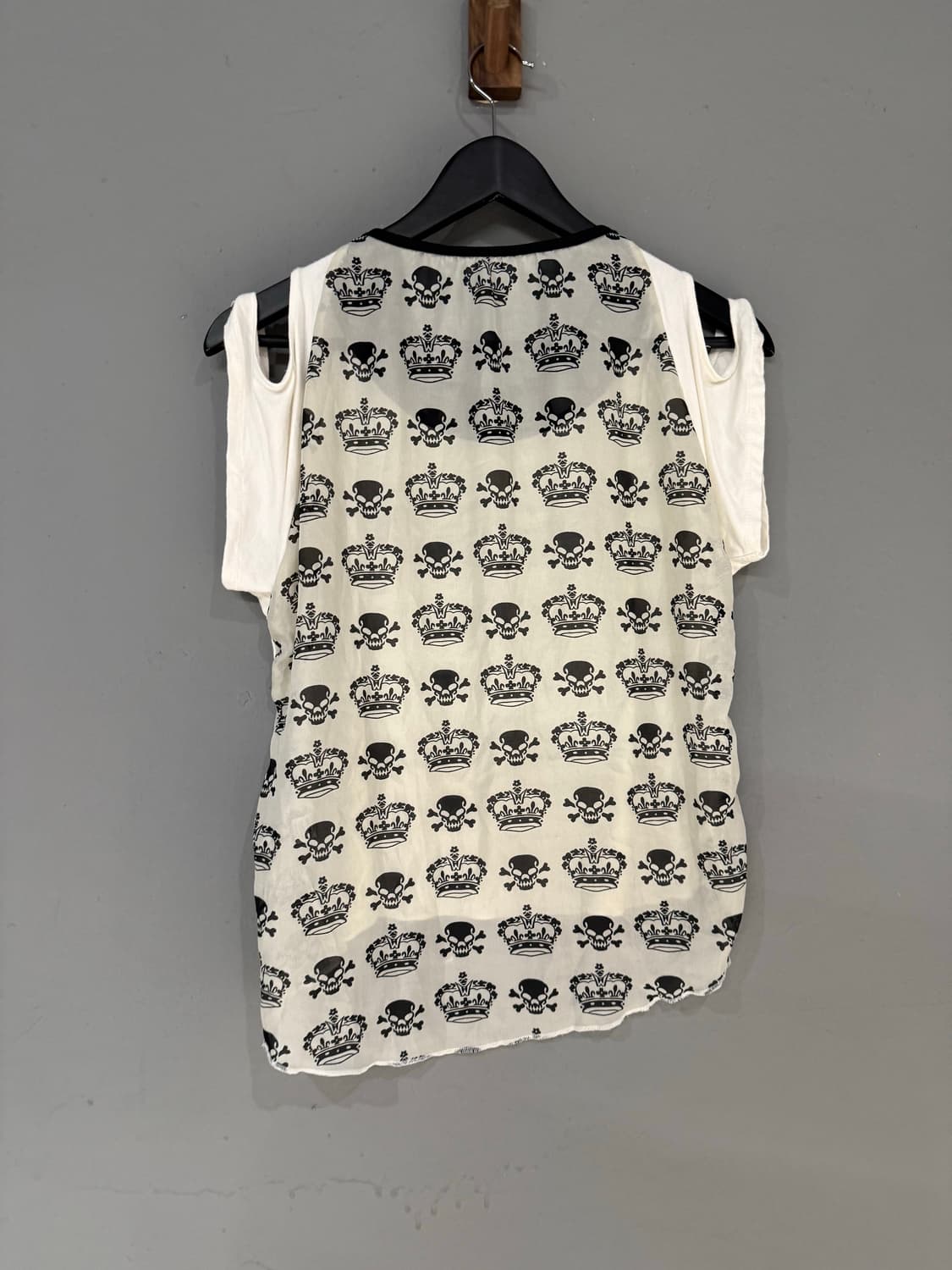 back printing off-shoulder top 상품이미지7