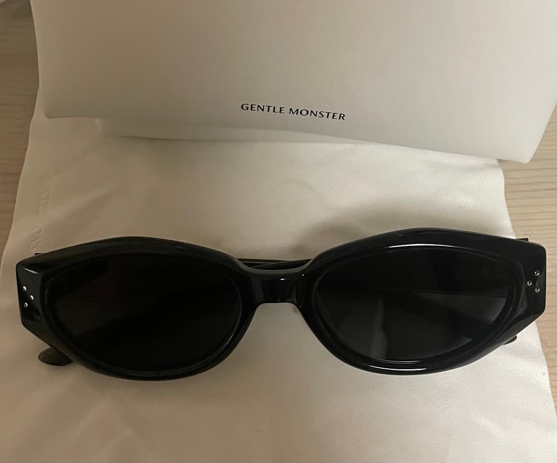 젠틀몬스터 다다 01 블랙 상품이미지3