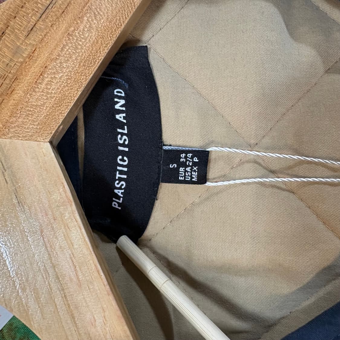 플라스틱 아일랜드 퀄팅 기하학 패턴 깔깔이 빈티지 여성 자켓 상품이미지3