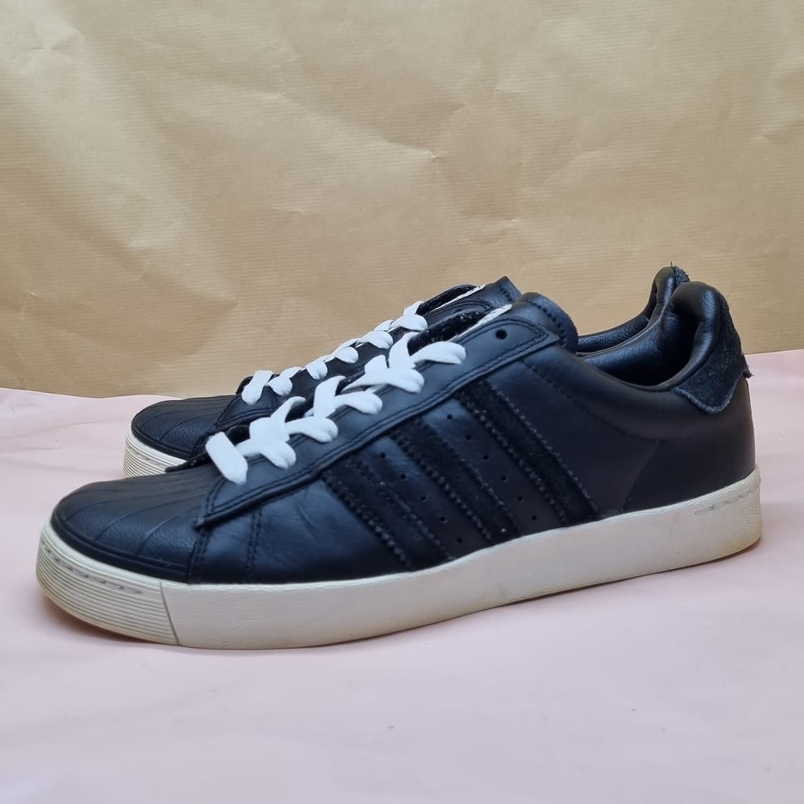 아디다스 슈퍼스타 82 블랙 스니커즈 255 상품이미지1