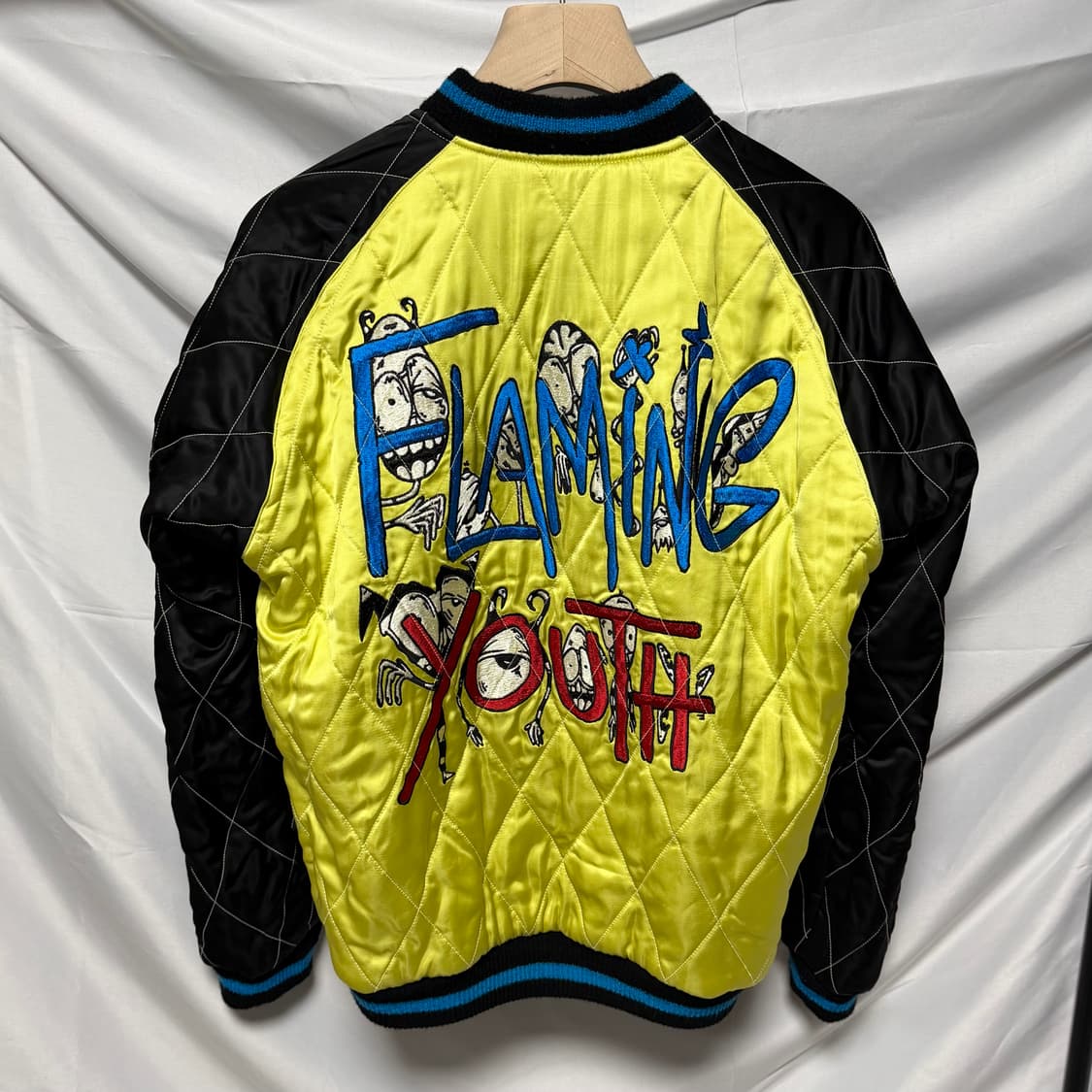 1450판매/새상품 크롬하츠 리버서블 매티보이 스카쟌 봄버 집업 상품이미지4