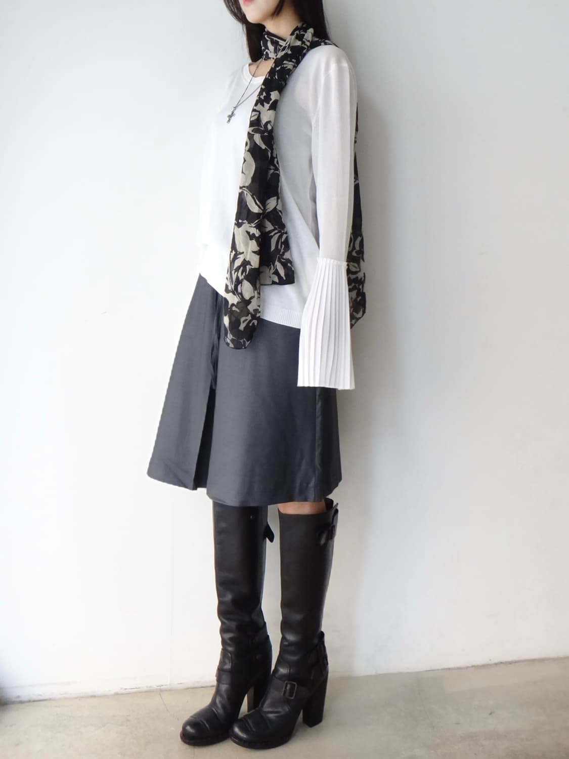 Formal pintuck midi skirt / charcoal 상품이미지5