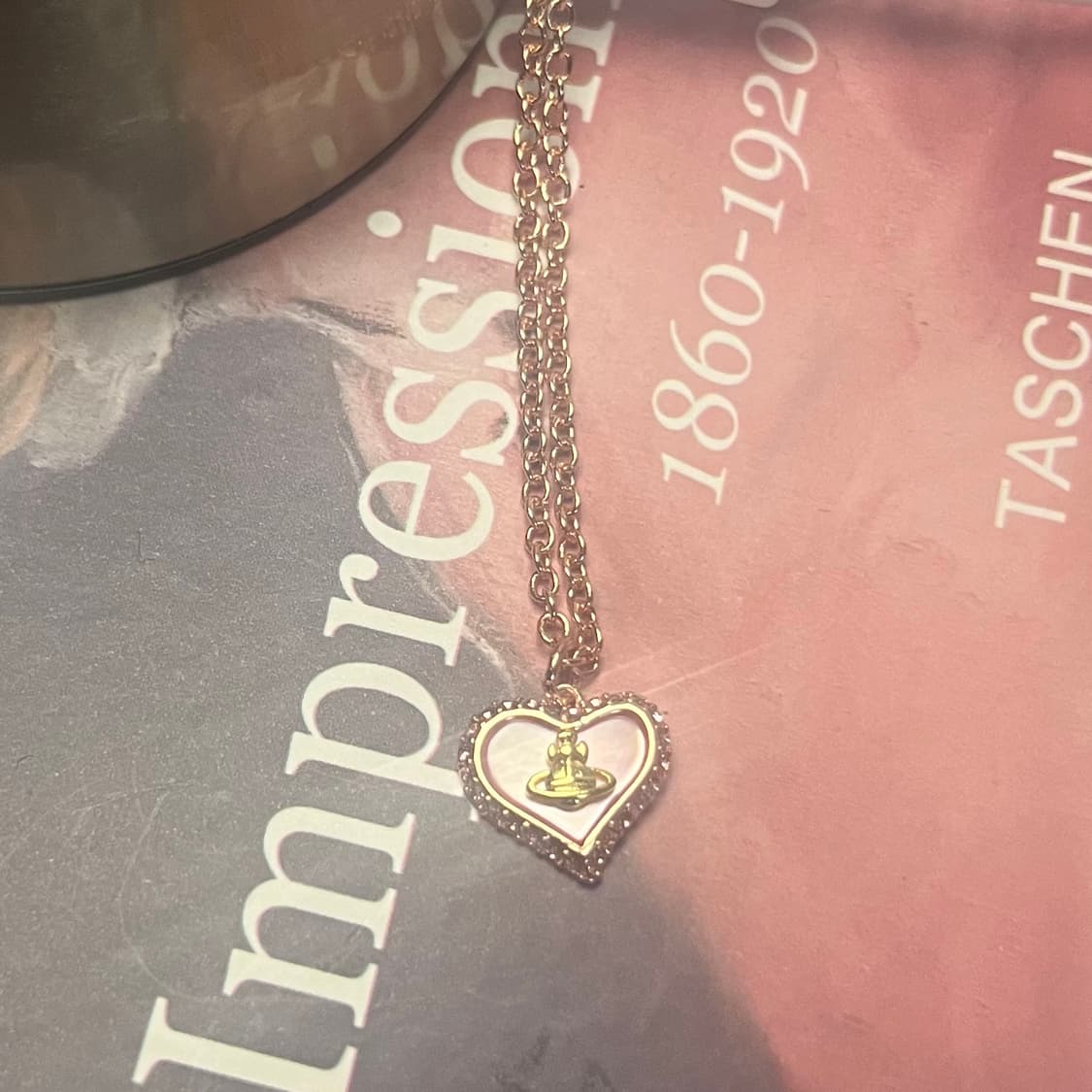 비비안웨스트우드 페트라 목걸이 로즈골드 상품이미지2