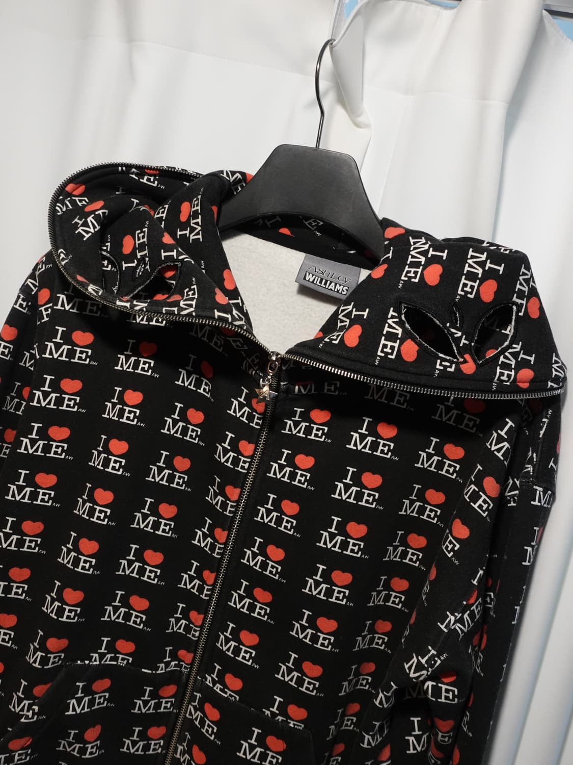 ASHLEY WILLIAMS "I LOVE ME" hood zip up 상품이미지5