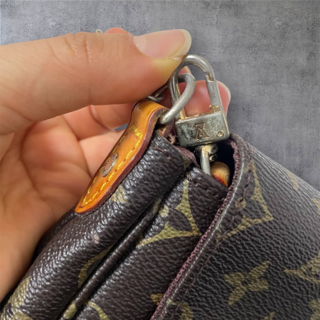 루이비통 모노그램 페이보릿 MM 숄더 겸 크로스백 상품이미지8