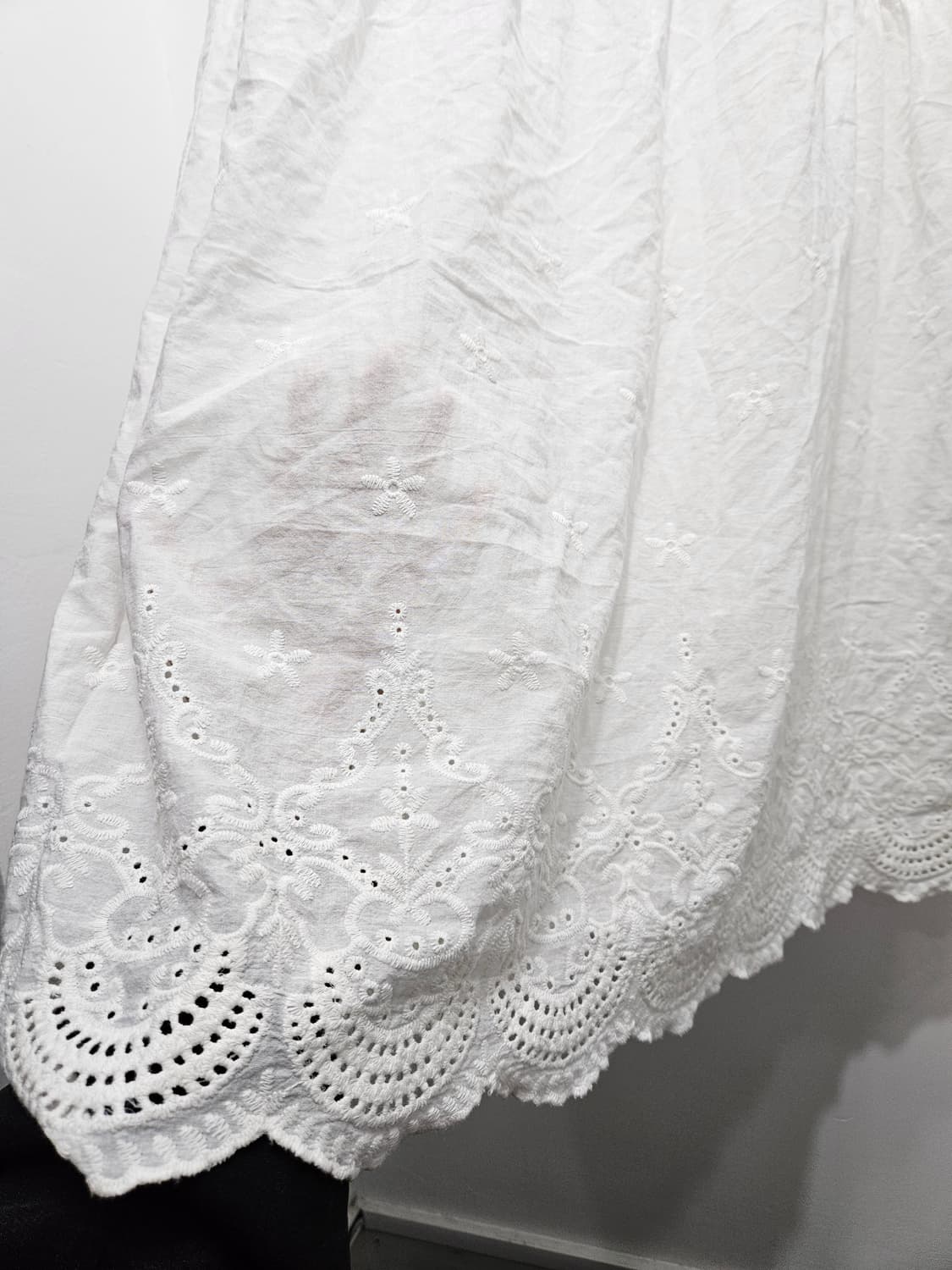 화이트 자수 레이스 민소매 롱원피스  상품이미지6