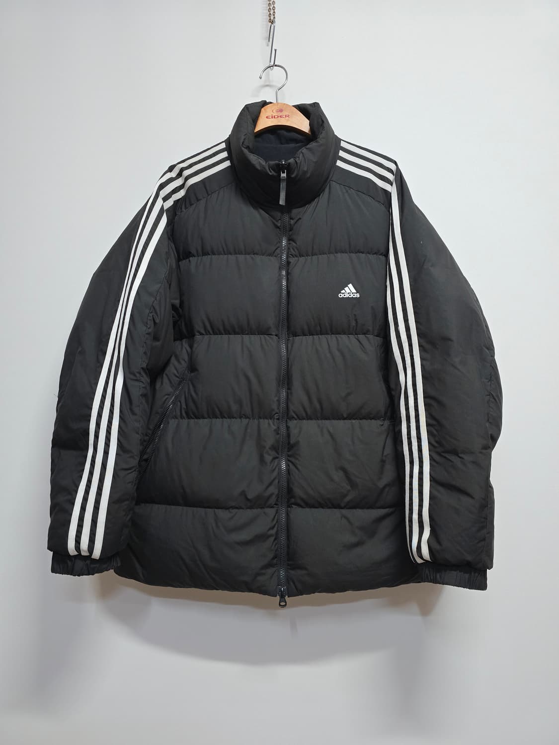아디다스 다운패딩 블랙 리버시블 상품이미지1