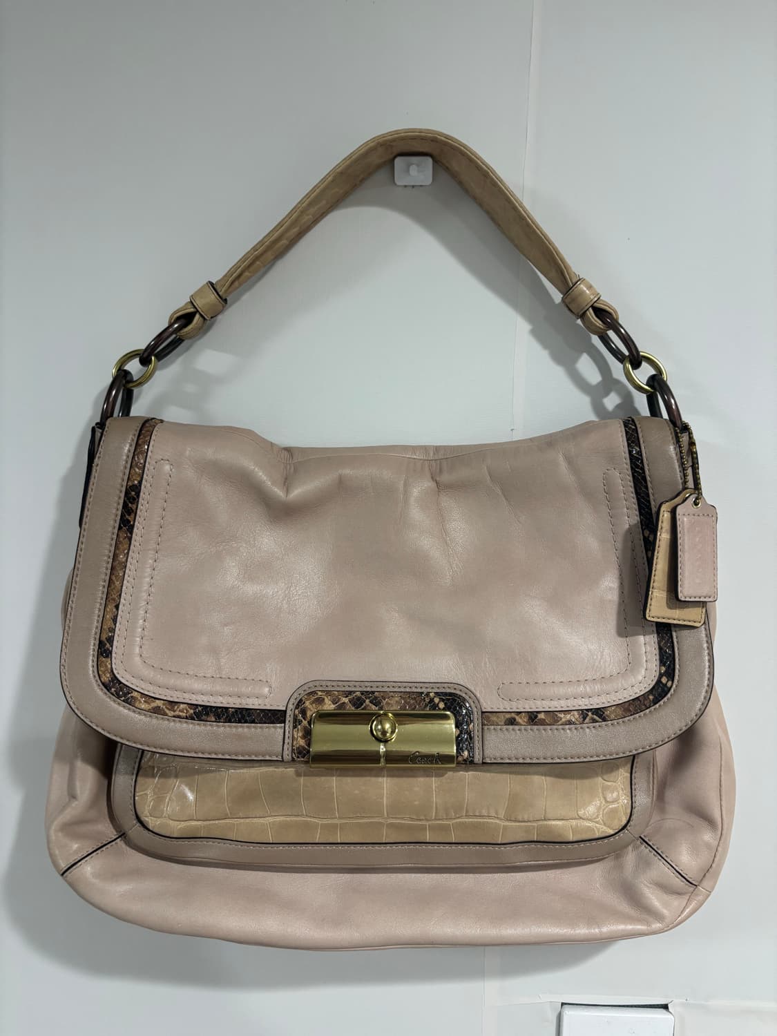 COACH 코치 가죽 숄더백 / 크로크 엠보 가죽 (정품) 상품이미지1