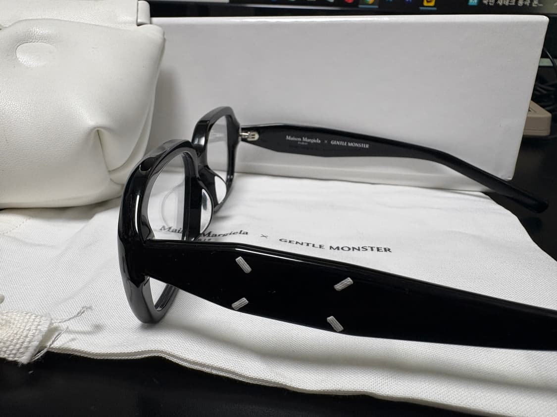 (풀박 구성) 젠틀몬스터 x 마르지엘라 MM212 상품이미지4