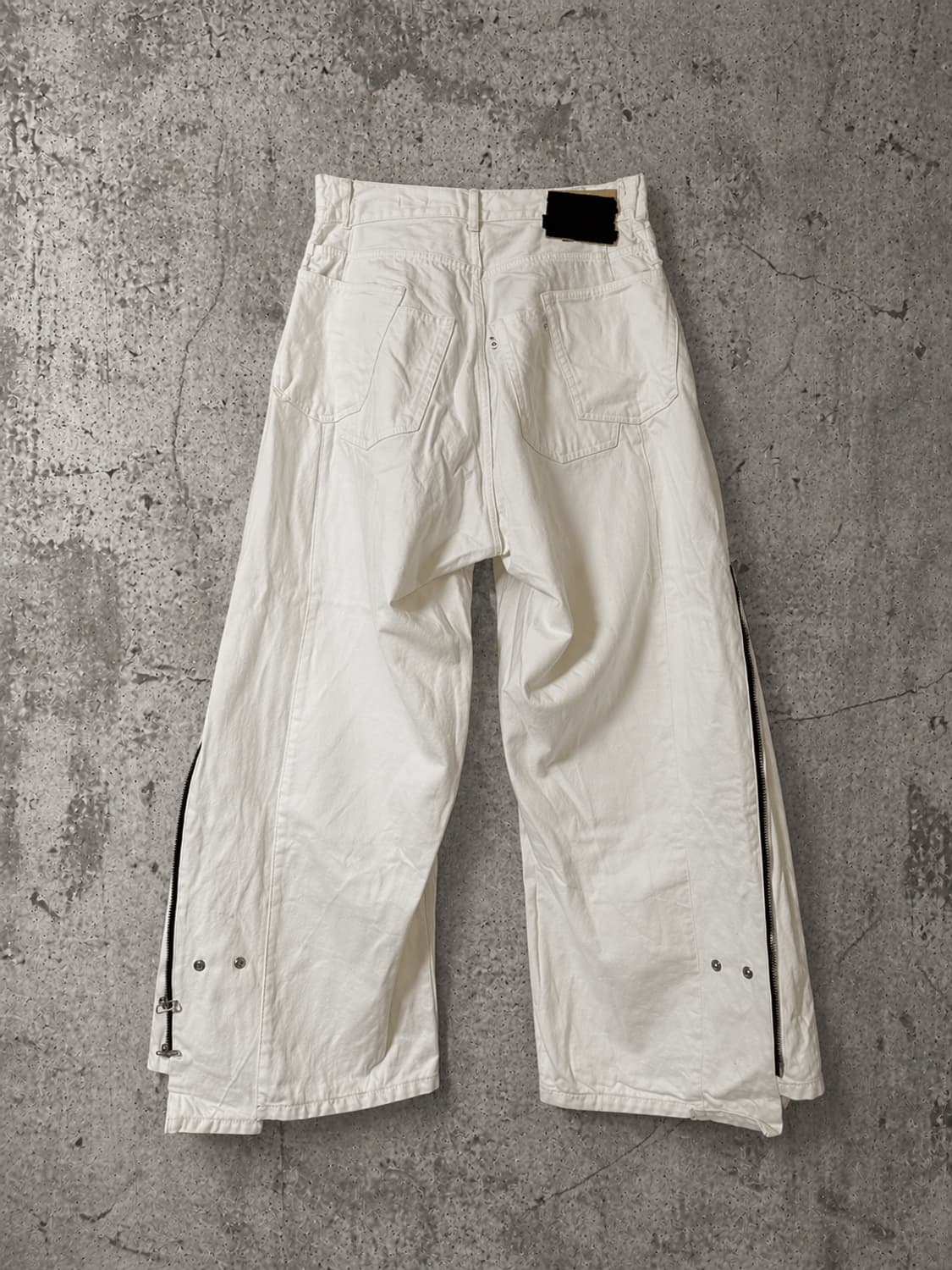 OLDPARK ZIP BAGGY JEANS, WHITE L 상품이미지3