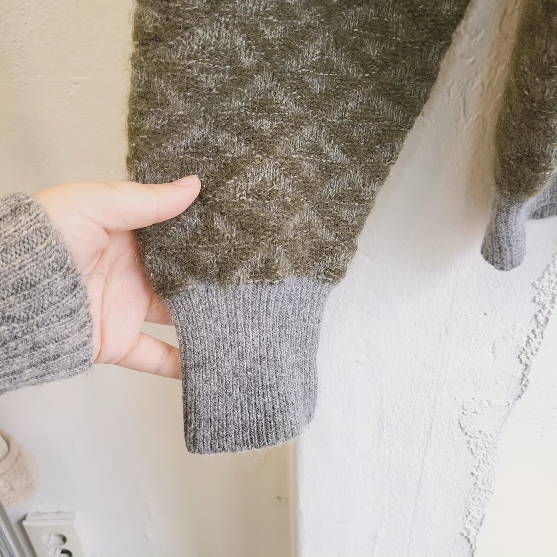 Toroy 시보리 배색 울 스웨터(Japan made) 상품이미지4