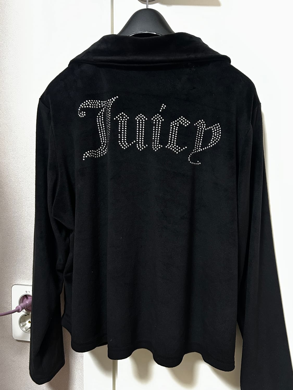 쥬시꾸뛰르 블랙 벨벳 잠옷 세트 상품이미지1