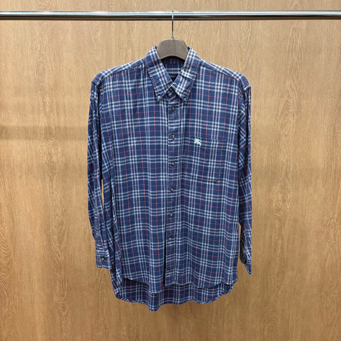 버버리 런던 코튼 스판 혼방 긴팔 셔츠 클래식 타탄 체크 디테일 네이비 상품이미지2