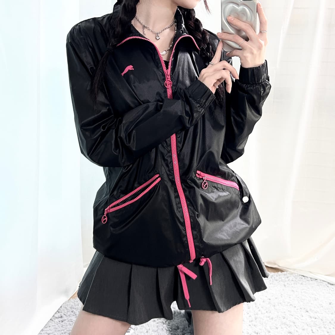 푸마 블랙 핑크로고 나일론자켓 상품이미지3