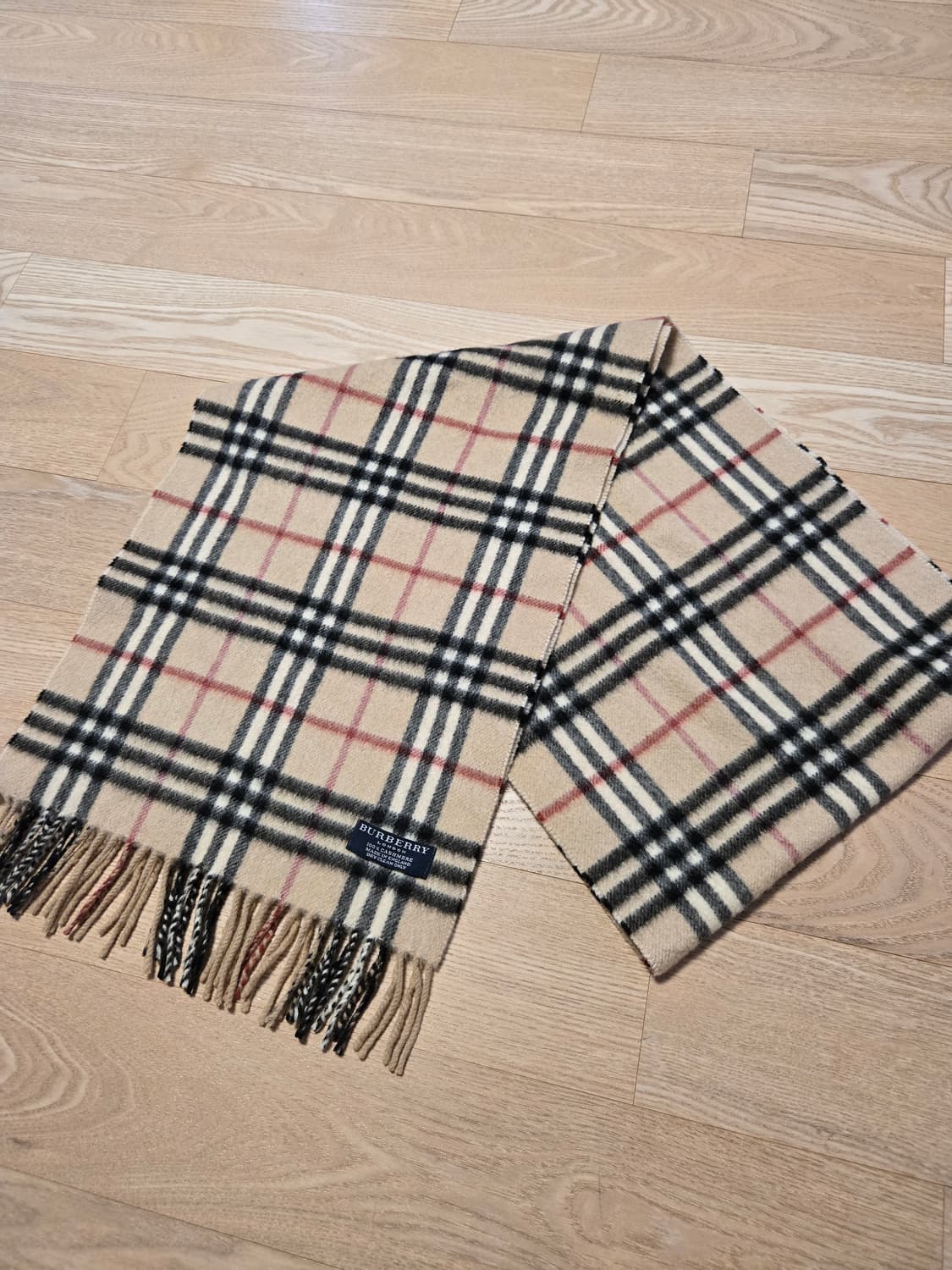 [정품] 버버리 클래식 캐시미어 체크 머플러 상품이미지3