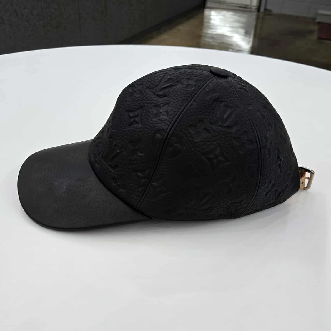 루이비통 쉐도우 모노그램 볼캡 상품이미지3