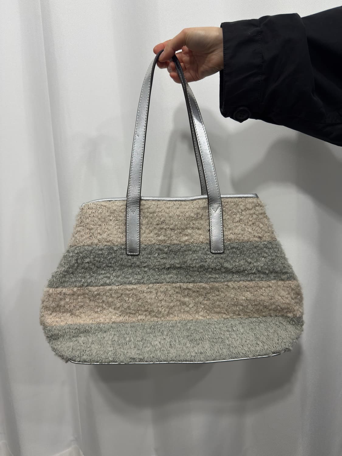 lupuy fleece silver bag  상품이미지4