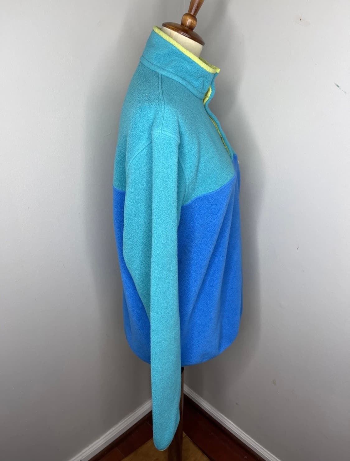 파타고니아 신칠라 스냅티 L / 민트 블루 네온 배색 (남성 95-100 상품이미지4