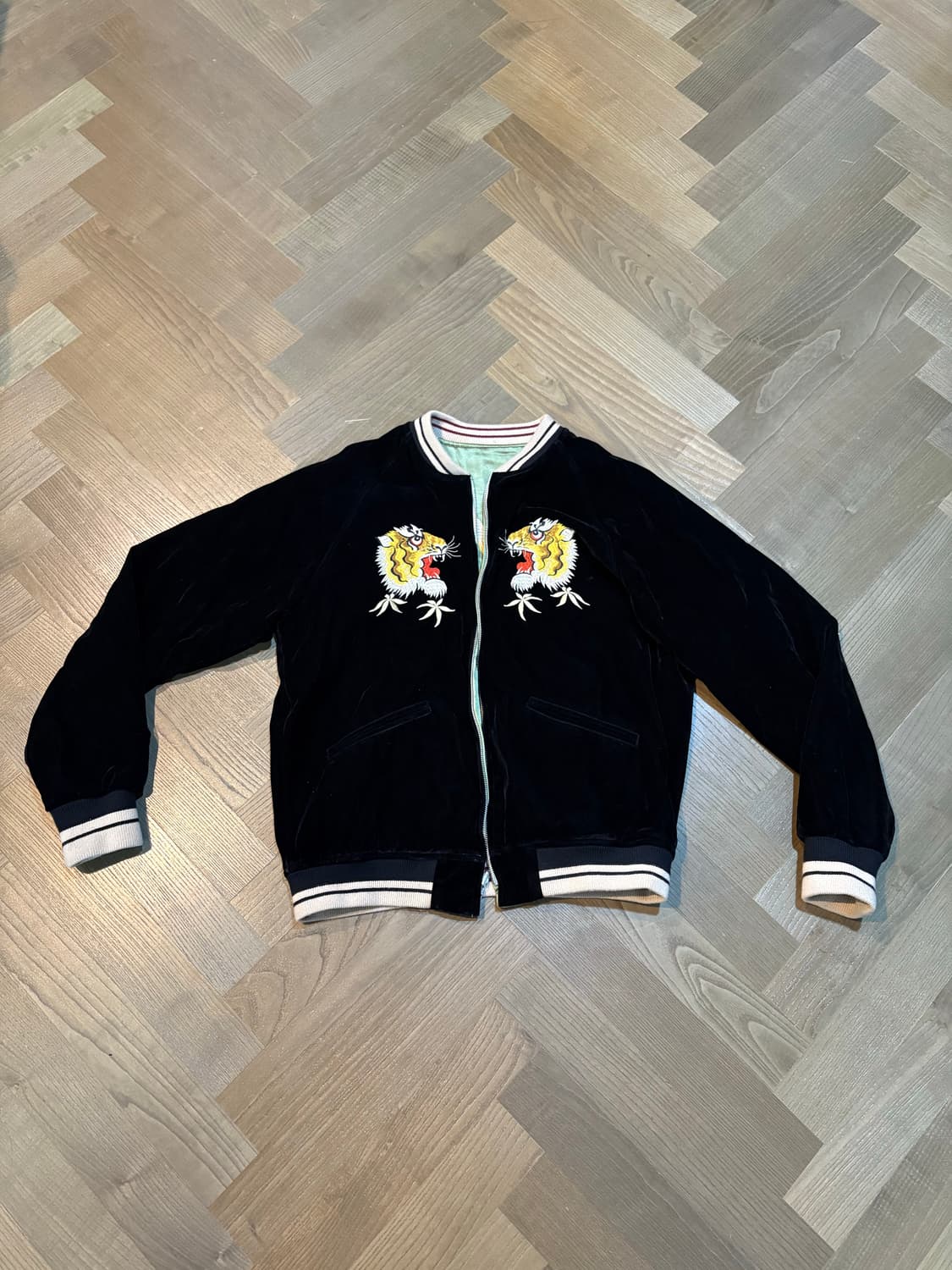 벨벳 수베니어 스카쟌 상품이미지1