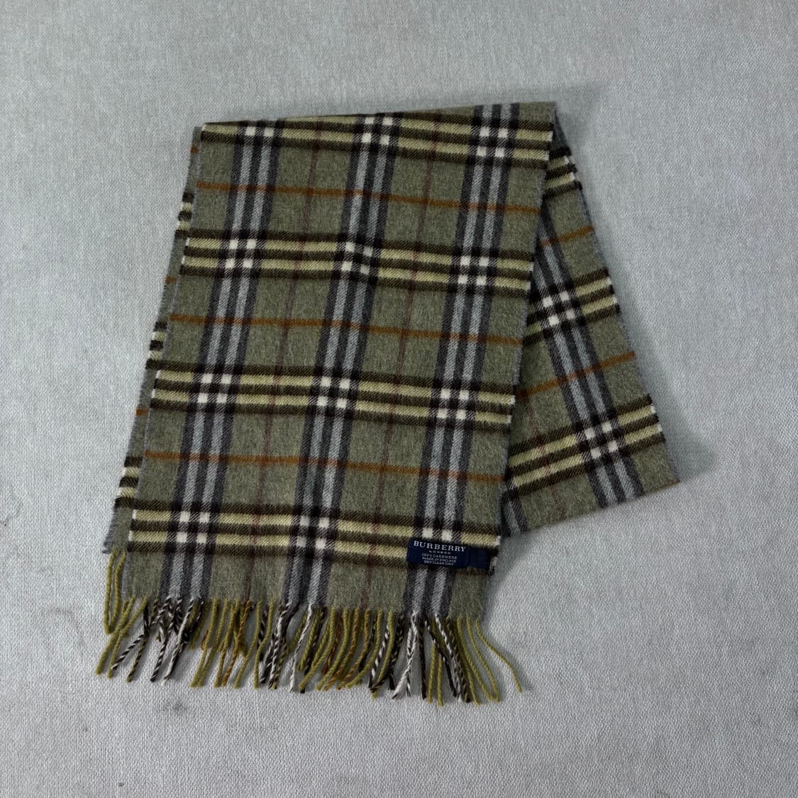 버버리 노바체크 그린 캐시미어 머플러 상품이미지1