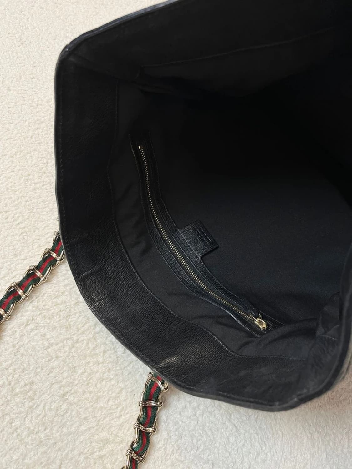 구찌 GUCCI 카프리 체인 미디 토트백 A1657 상품이미지2