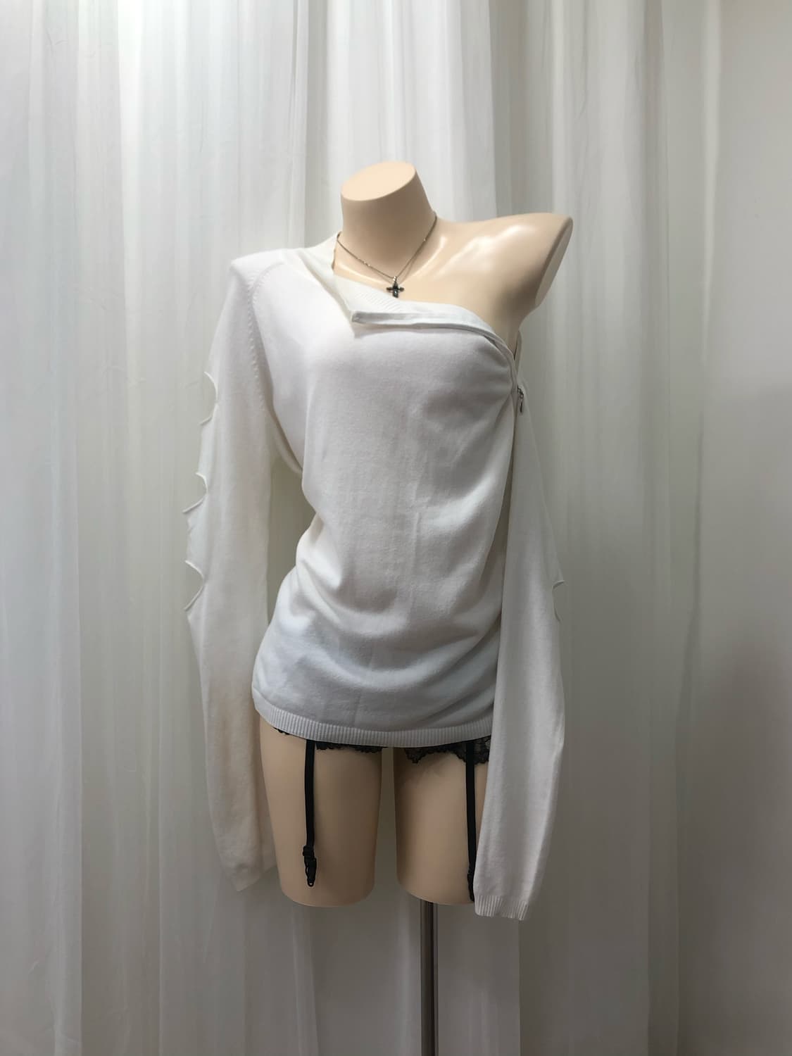 sleeve detail white unbalanced zip up  상품이미지1