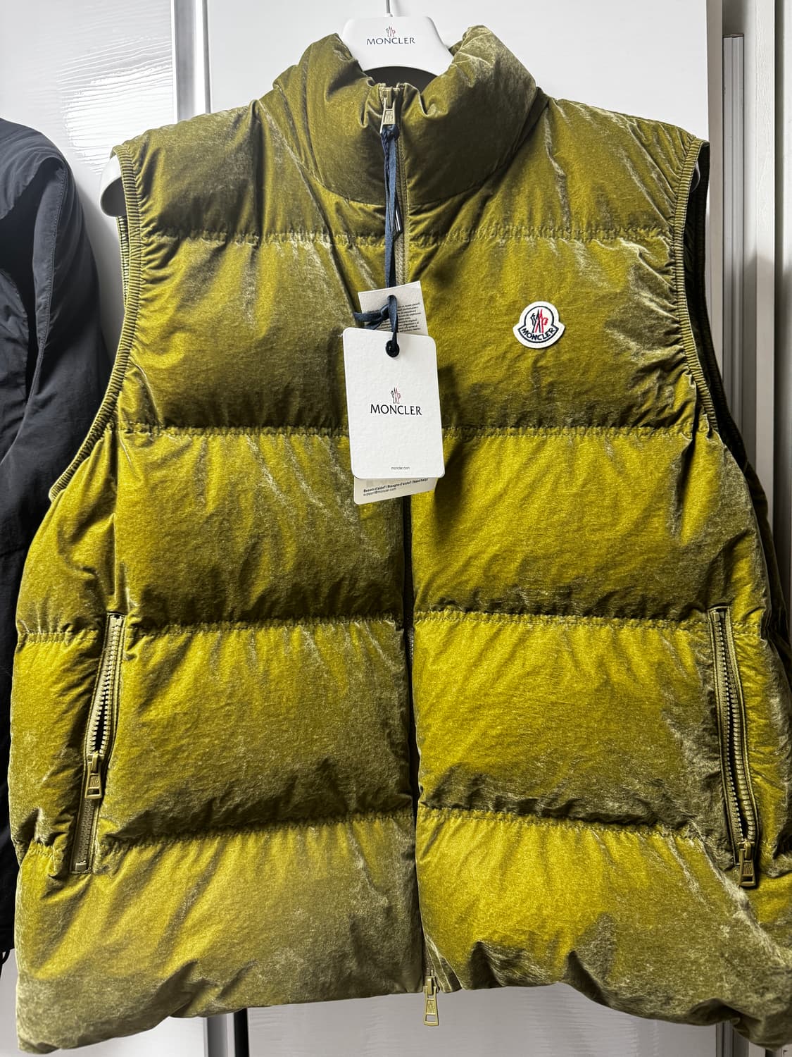 몽클레어 남성 NATADOLA 구스다운 패딩 조끼 상품이미지8