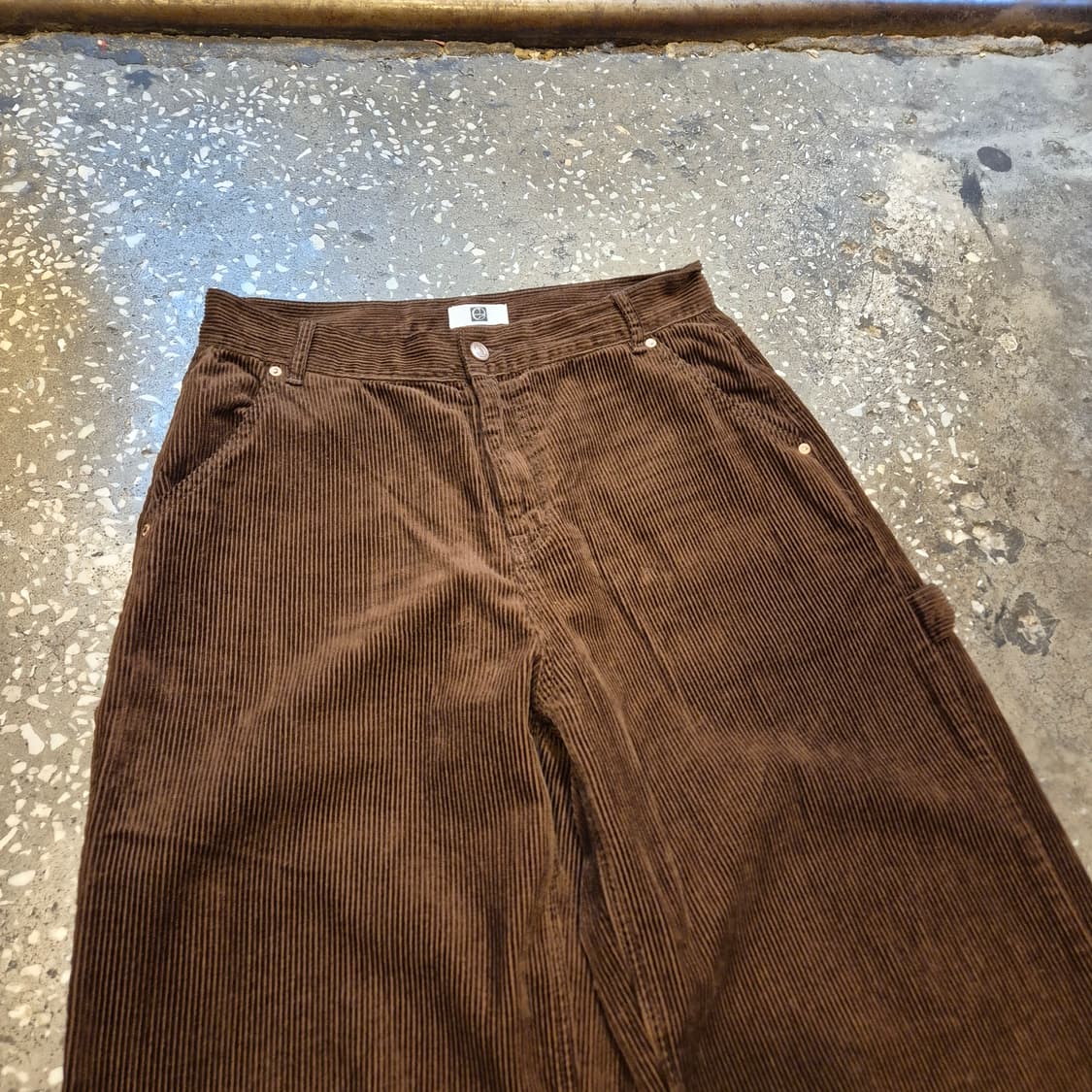 30인치 브라운 카팬터 와이드핏 코듀로이팬츠  상품이미지7