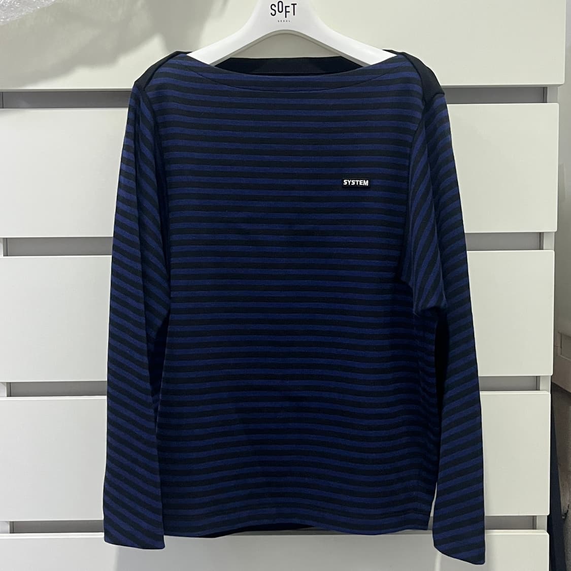 한섬 시스템 스트라이프 보트넥 니트 탑 상품이미지3