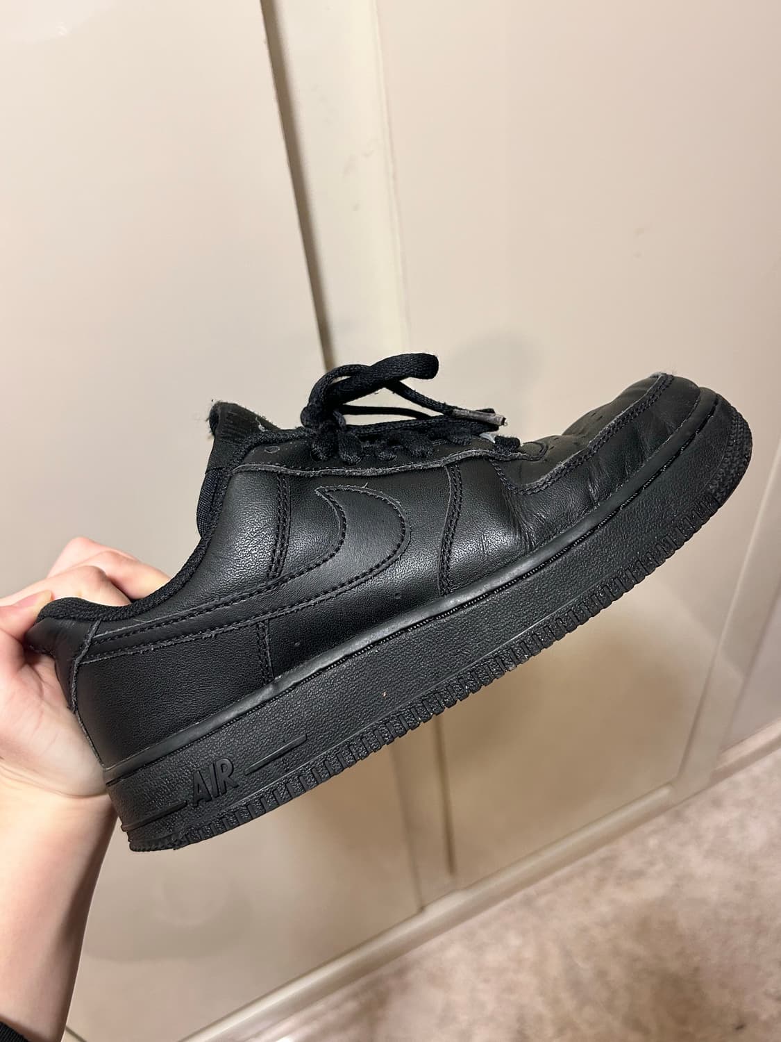 나이키 에어포스 블랙 235 상품이미지1