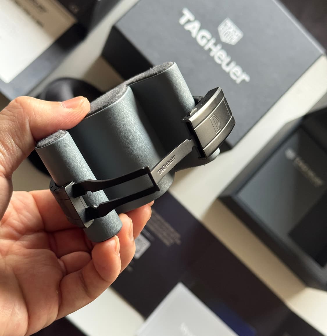 태그호이어 아쿠아레이서 프로페셔널 200 솔라그래프  상품이미지6