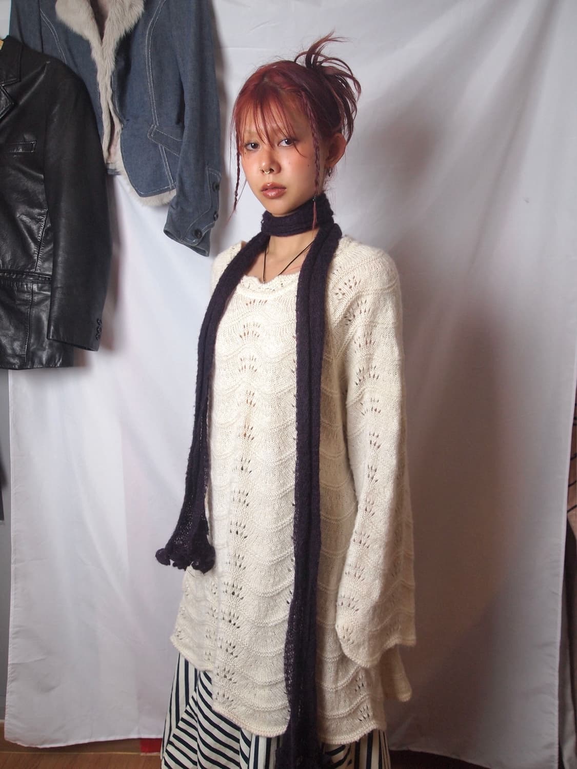 빈티지 웨이브 펀칭 니트 상품이미지2