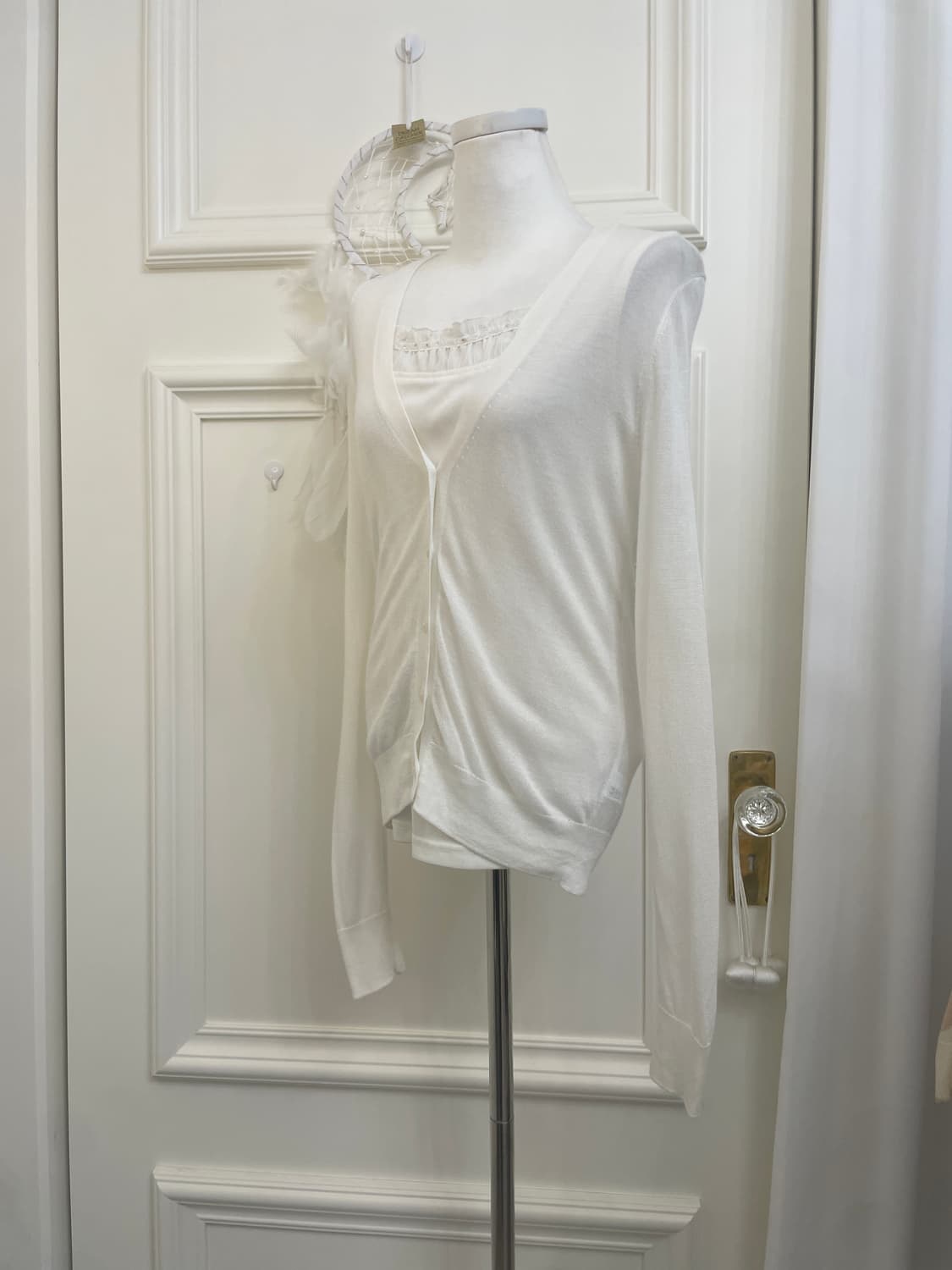 white ruffle point sleeveless&soft basic 상품이미지2