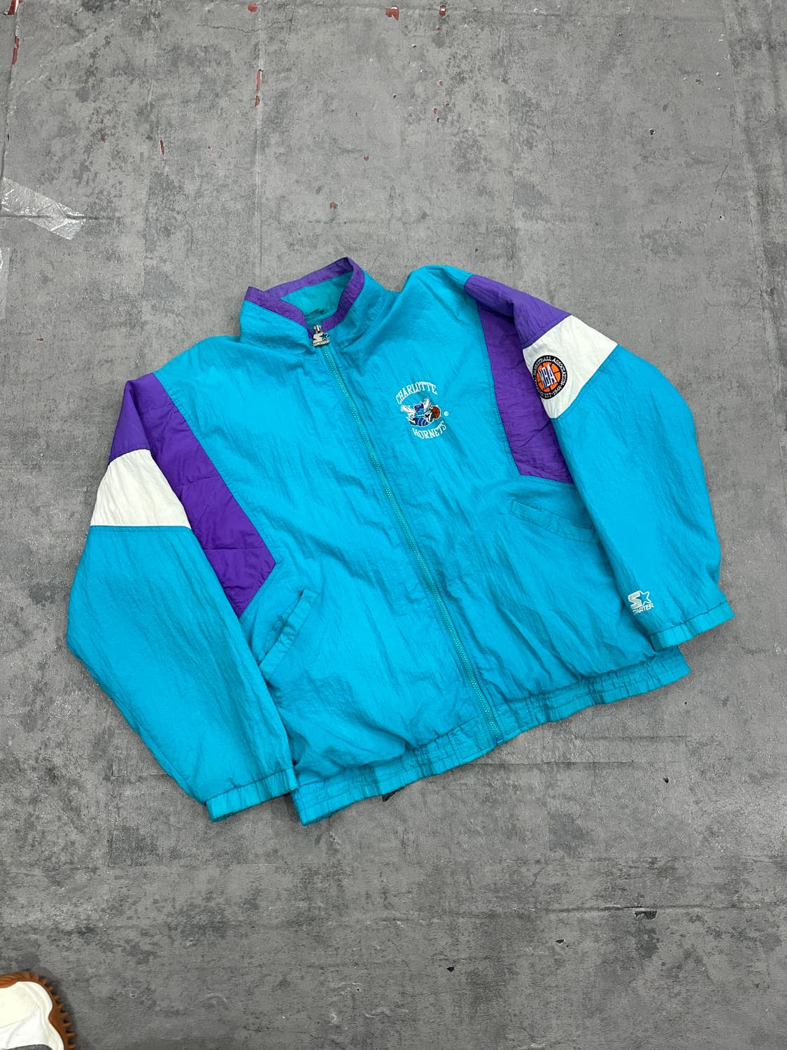 스타터 90s NBA 샬럿 호네츠 바람막이 상품이미지1