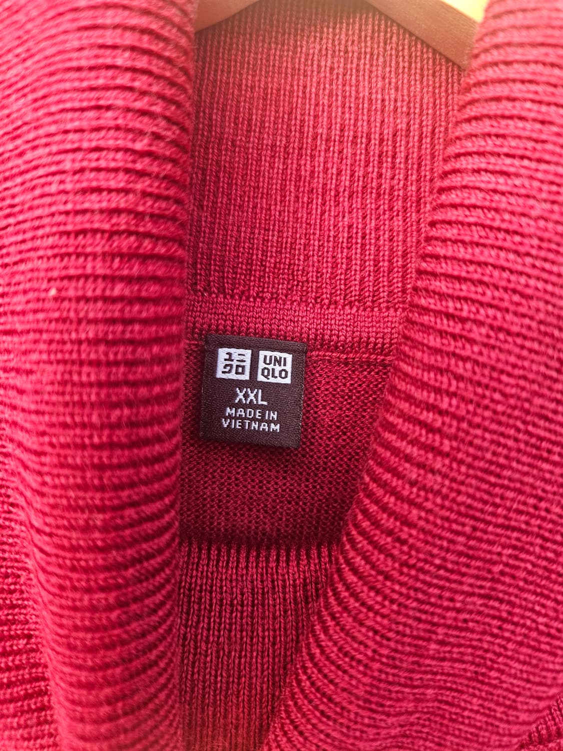 유니클로 메리노 터틀넥 스웨터 RED 2XL 상품이미지5